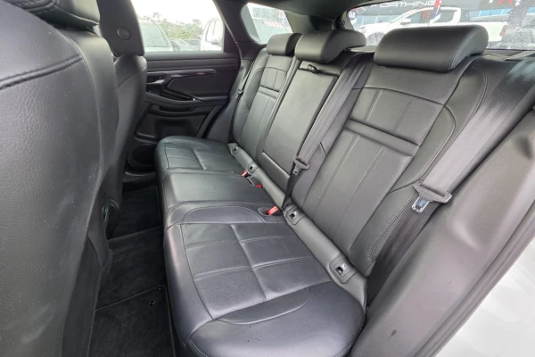 2022 Land Rover Range Rover Evoque L551 R-Dynamic SE SUV Image 29