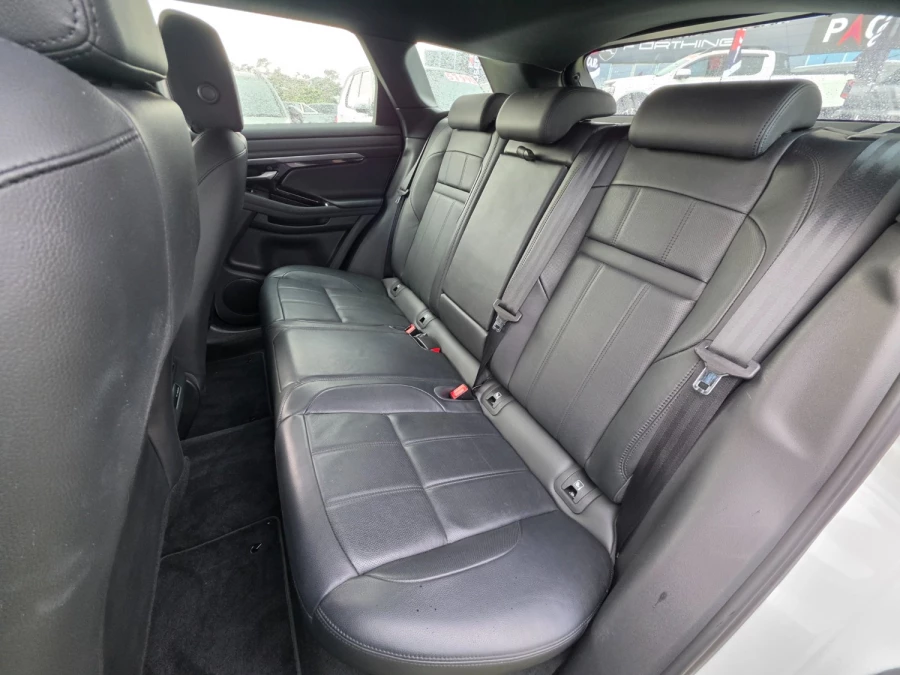 2022 Land Rover Range Rover Evoque L551 R-Dynamic SE SUV Image 29