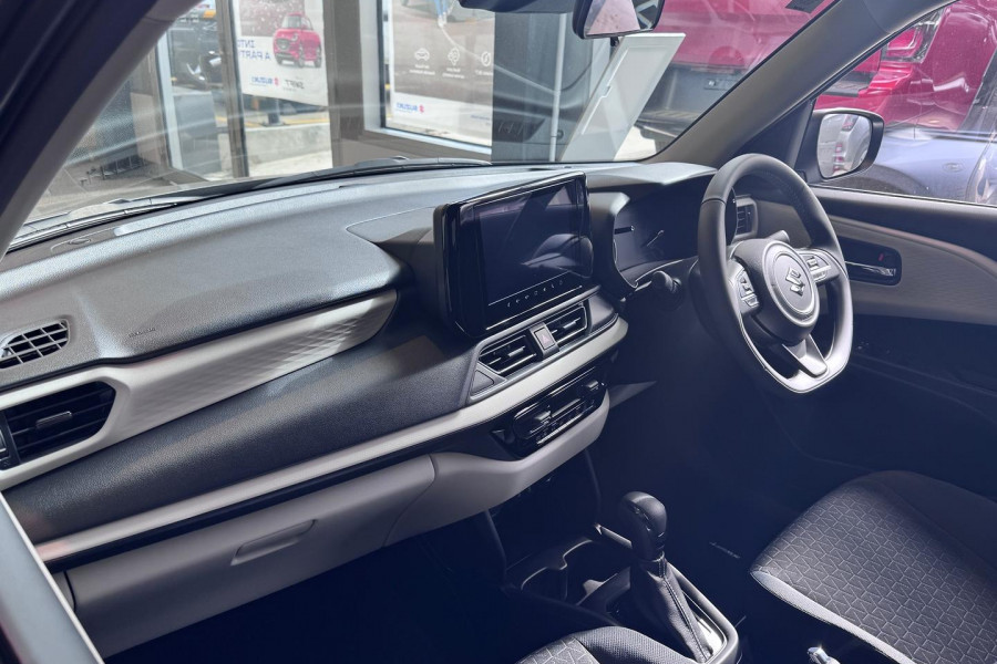 2025 Suzuki Swift UZ Hybrid Hatch Image 16