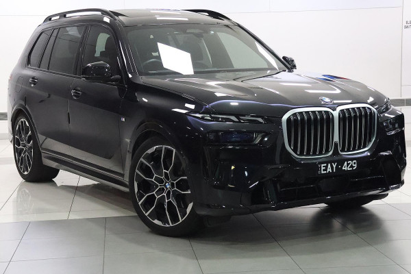 2023 BMW X7 G07 LCI xDrive40i M Sport SUV image 2