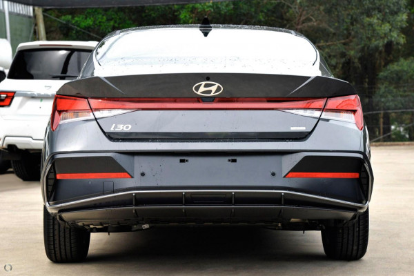 2026 Hyundai i30 CN7.V4 Hybrid Sedan Image 3