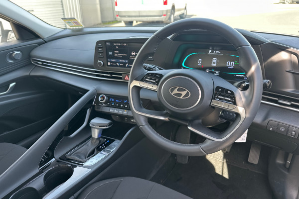 2025 MY26 Hyundai i30 CN7.V4 Hybrid Sedan Image 6
