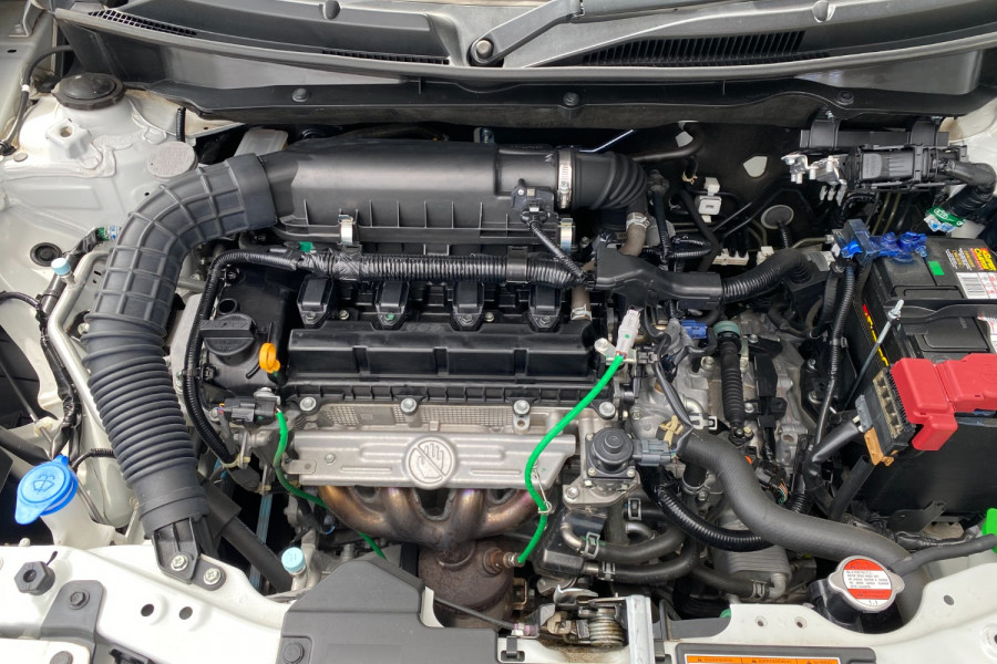 2017 Suzuki Swift AZ GL Navigator Hatch Image 18