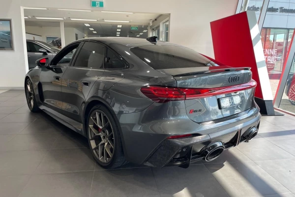 2026 Audi RS 5 Sedan Image 3