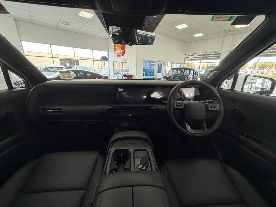 2026 Hyundai Palisade Calligraphy Black Ink SUV Image 18