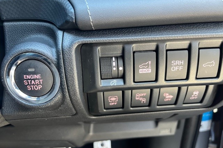 2022 Subaru Forester S5 Hybrid S SUV Image 17