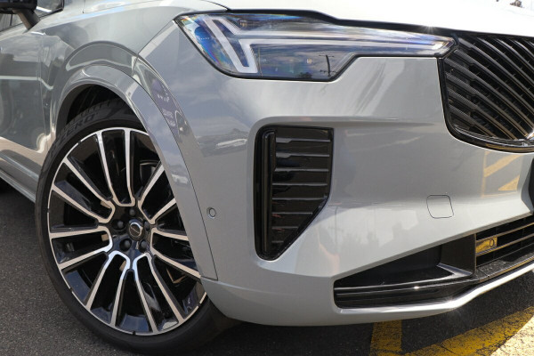2026 MY27 Volvo XC90 L Series Ultra T8 Plug-in Hybrid Dark SUV Image 2