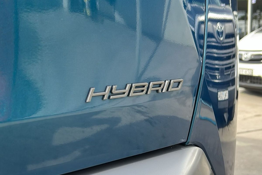 2024 MY25 Peugeot 3008 P64 GT Premium Hybrid SUV Image 8