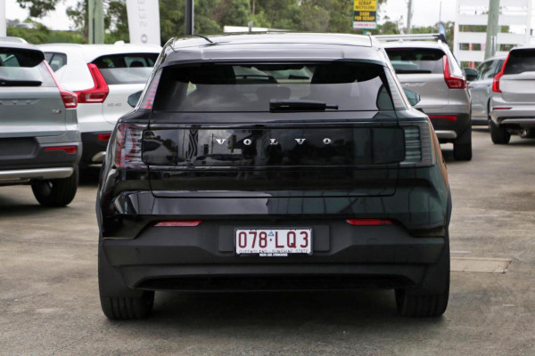 2024 Volvo EX30  Twin Motor Performance Ultra SUV Image 3