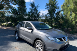 Nissan QASHQAI ST J11