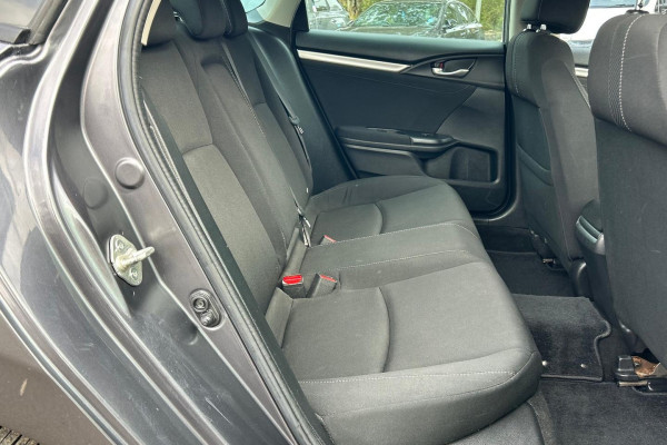 2018 Honda Civic 10th Gen VTi-L Sedan Image 14