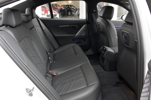 2025 BMW 5 Series G60 520i M Sport Sedan image 5