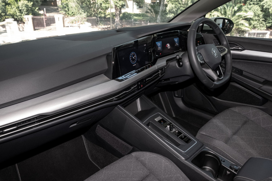 2024 Volkswagen Golf 8 110TSI Life Hatch Image 8