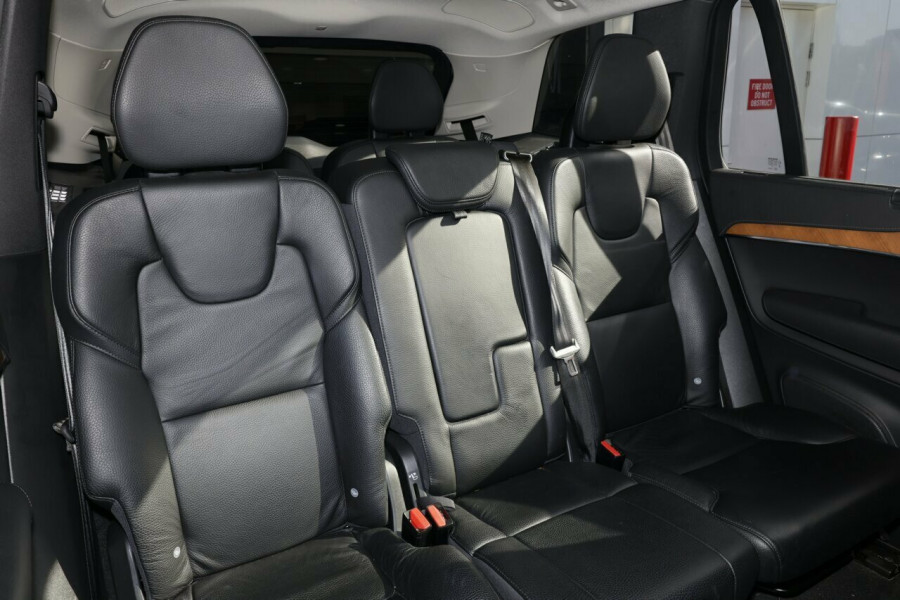 2020 Volvo XC90 L Series T6 Inscription SUV Image 9