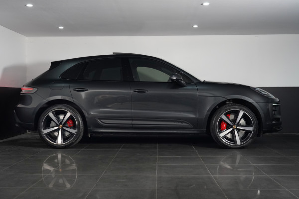 2023 Porsche Macan Gts Wagon Image 12
