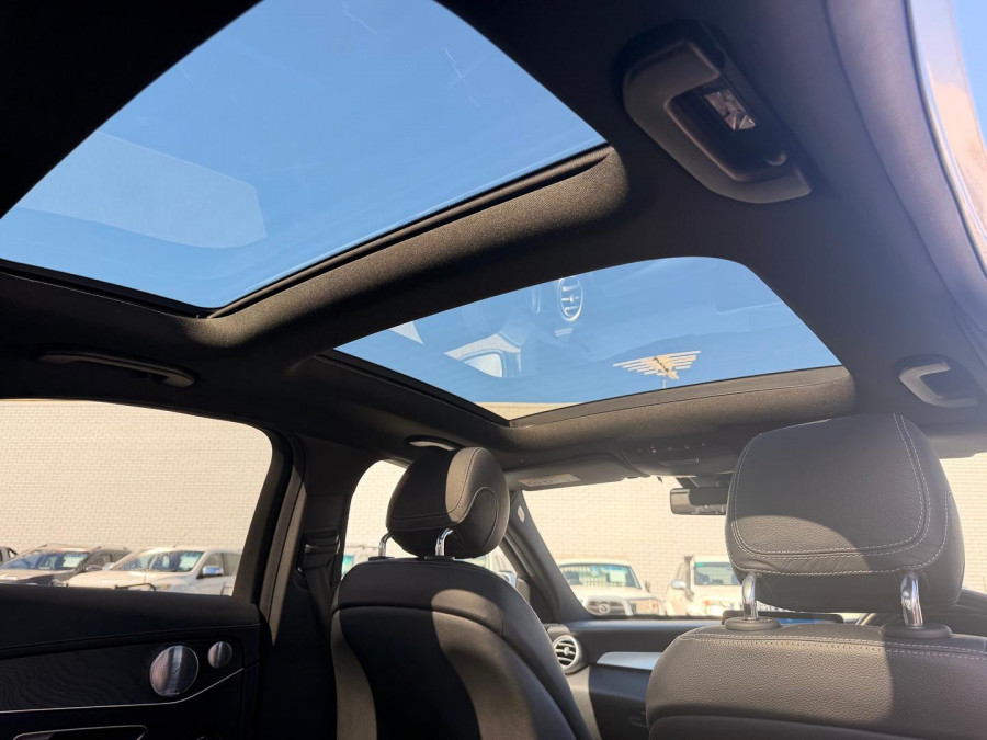 2018 Mercedes-Benz C-Class W205 C300 Sedan Image 15