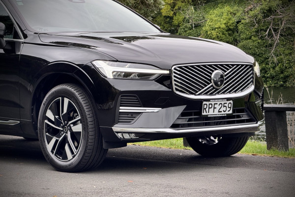 2026 Volvo XC60 UZ Plus B5 SUV Image 11