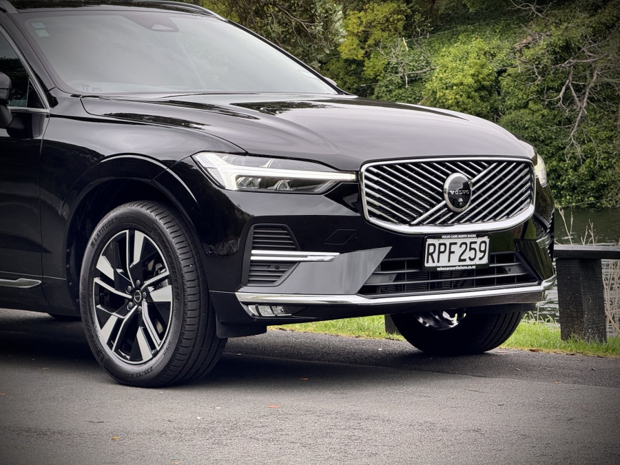 2026 Volvo XC60 UZ Plus B5 SUV Image 11
