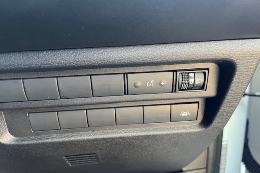 2021 MY22 Mitsubishi Outlander ZM ES Wagon Image 29