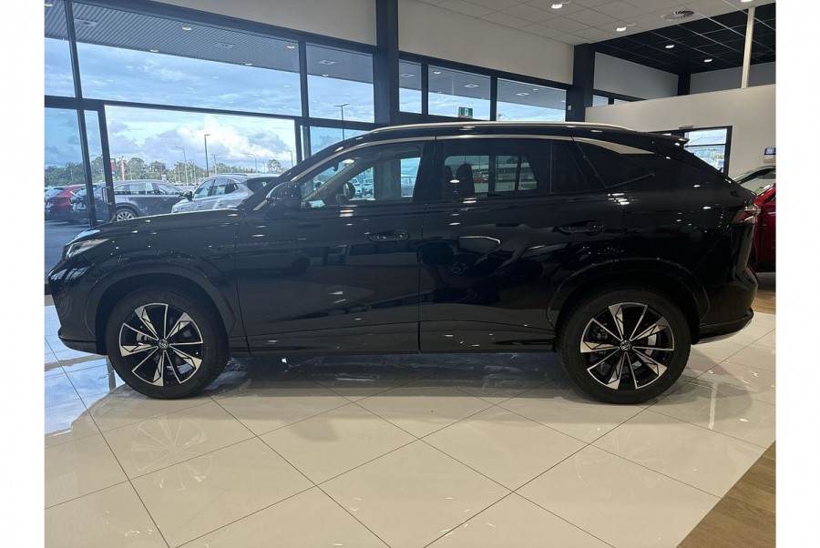 2024 MY24.5 MG HS AS33 Essence SUV Image 14