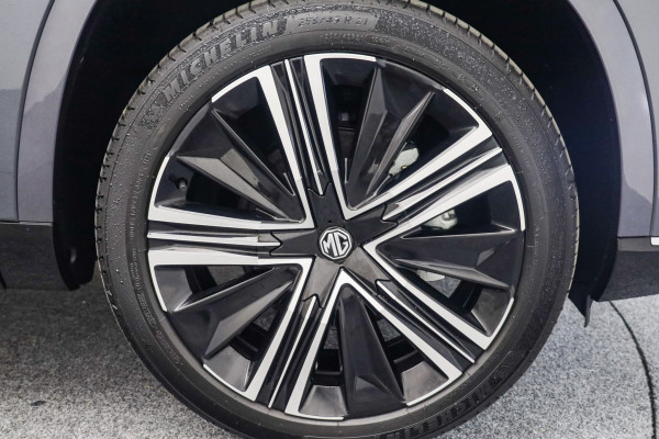 2026 MG QS Essence SUV Image 2
