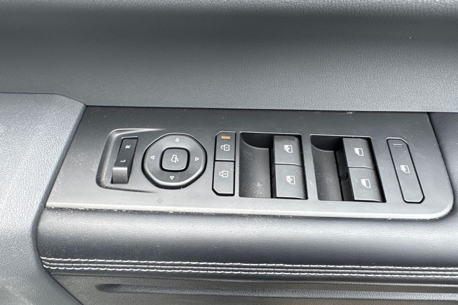 2025 MY26 Kia Tasman TK SX Ute Image 11