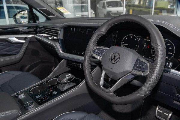 2026 Volkswagen Touareg RC 210TDI Wolfsburg Edition SUV Image 7
