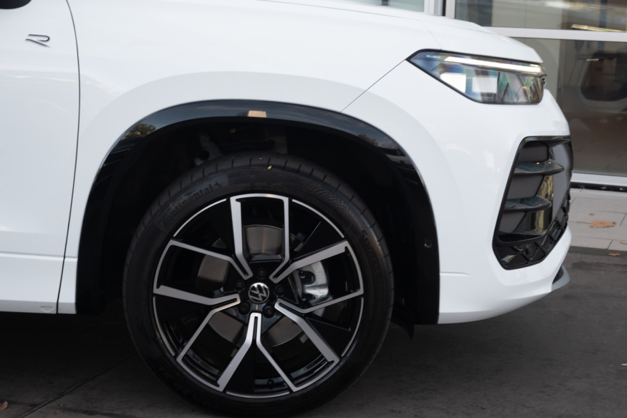 2025 Volkswagen Tayron R4 195TSI R-Line SUV Image 25