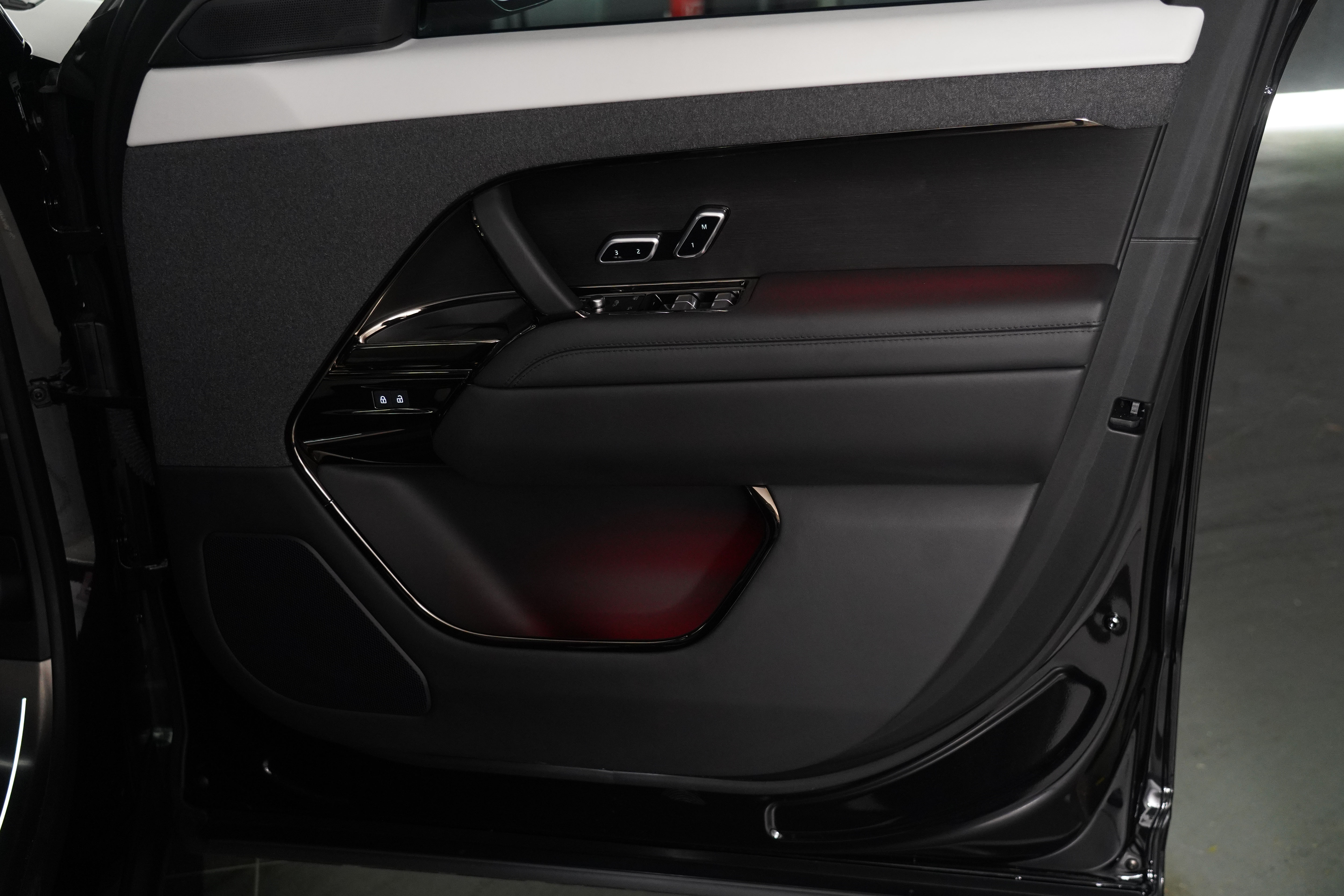 2024 Land Rover Range Rover Sport L461 D350 Autobiography SUV Image 53