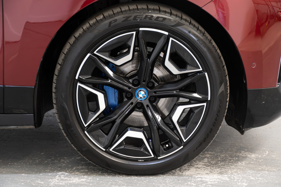 2022 BMW iX xDrive40 Sport SUV Image 6