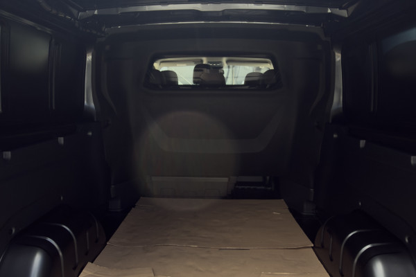 2025 Renault Trafic X82 Crew Lifestyle Van Image 24