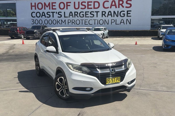 2017 Honda HR-V  VTi-L SUV Image 2