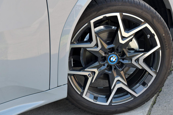2024 BMW iX2 U10 eDrive20 M Sport SUV image 29
