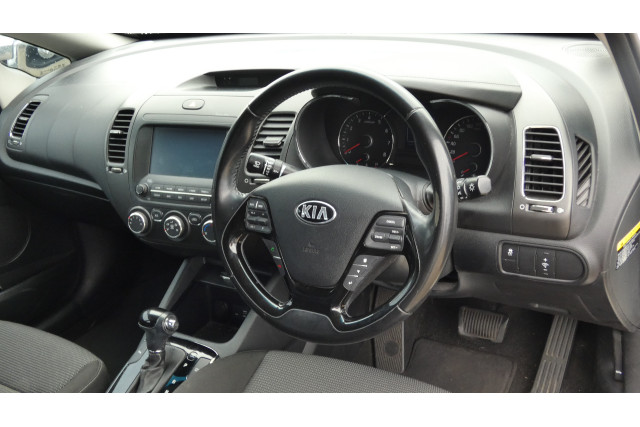 2017 MY18 Kia Cerato YD MY18 SPORT Sedan Image 11