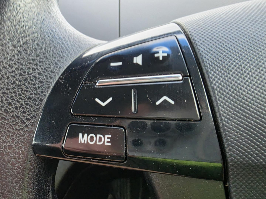 2016 Toyota Tarago ACR50R GLi People Mover Image 24