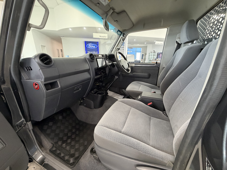 2020 Toyota LandCruiser VDJ79R GXL Single-Cab Cab-Chassis Image 10