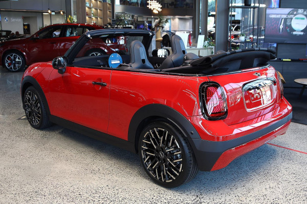 2026 MINI Cooper F67 S Favoured Convertible image 4