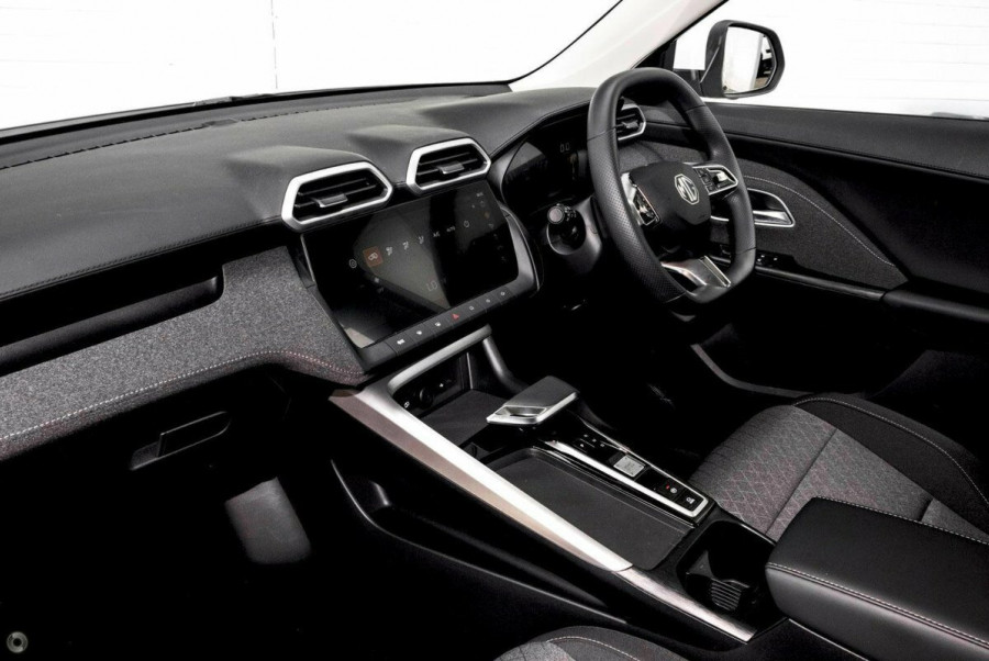 2025 MG ZS ZS32 Excite Hybrid+ SUV Image 9