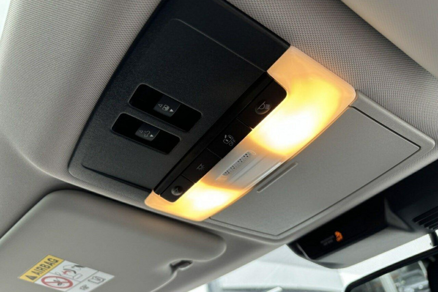 2024 Mitsubishi Outlander ZM Exceed SUV Image 28