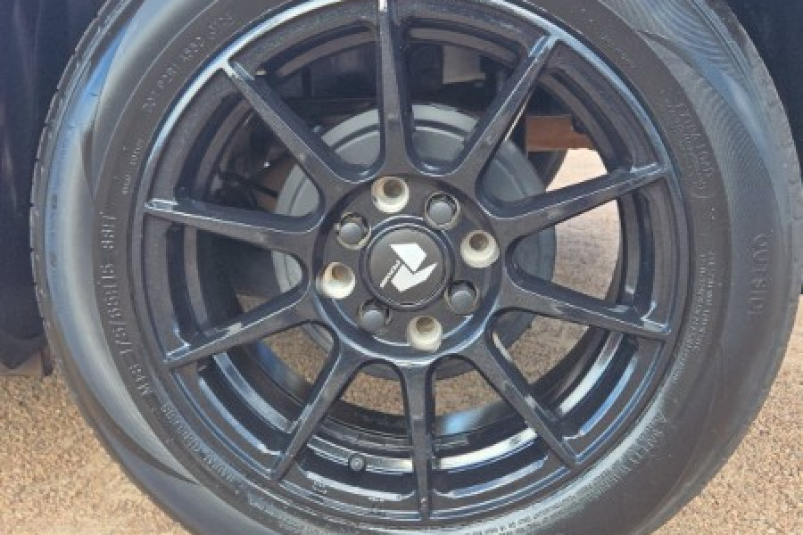 2014 Suzuki Swift FZ GL Navigator Hatch Image 8