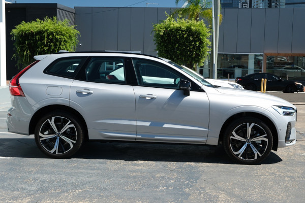 2023 Volvo XC60 UZ Ultimate B6 Dark SUV Image 3