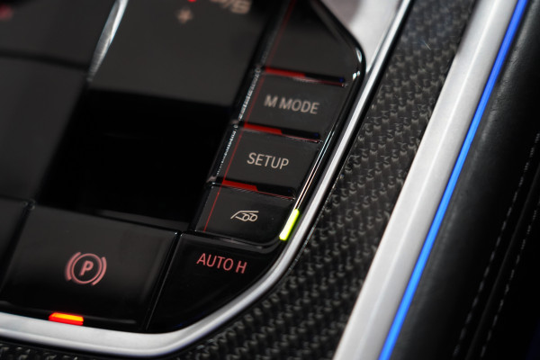 2020 BMW M8 Competition Coupe Image 36