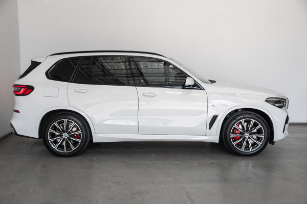 2021 BMW X5 G05 xDrive40i M Sport SUV image 3