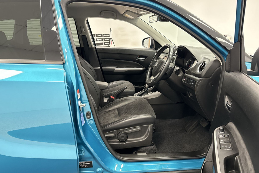 2022 Suzuki Vitara LY Series II Turbo Shadow SUV Image 19