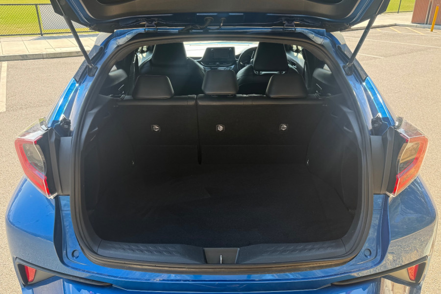 2016 Toyota C-HR NGX50R Koba SUV Image 10