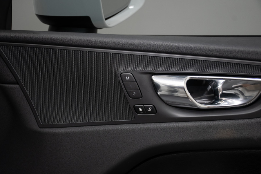 2019 Volvo XC60 UZ D4 Momentum SUV