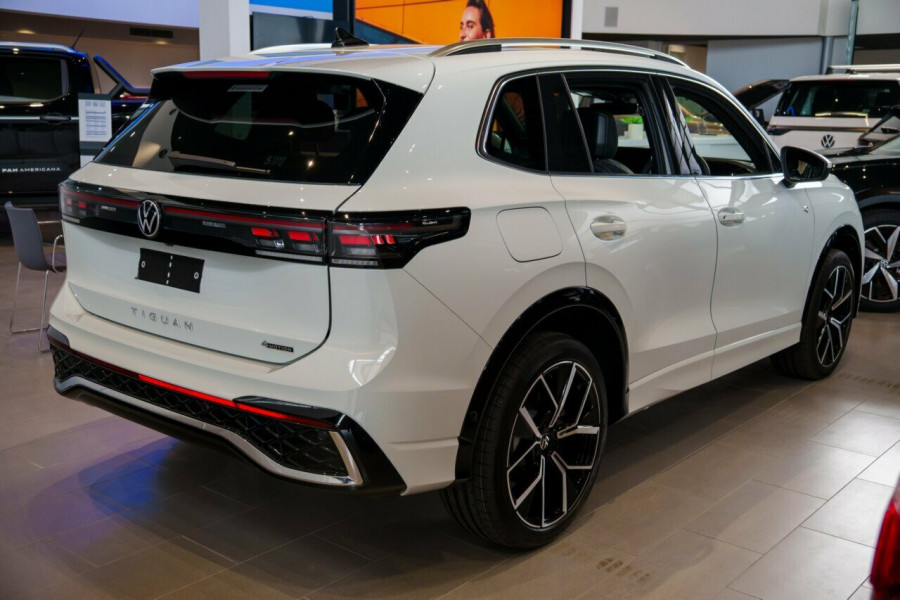 2026 Volkswagen Tiguan CT 195TSI R-Line SUV Image 2