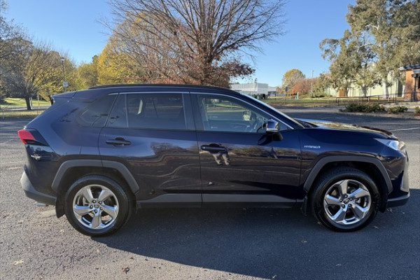 2020 Toyota RAV4 AXAH54R GXL Hybrid SUV Image 6
