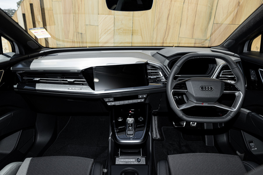 2025 Audi Q4 e-tron F4 45 SUV