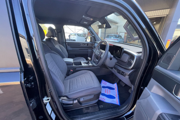 2025 MY26 Kia Tasman TK SX Cab Chassis Image 9